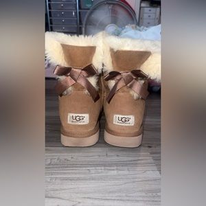 Bailey Bow Uggs